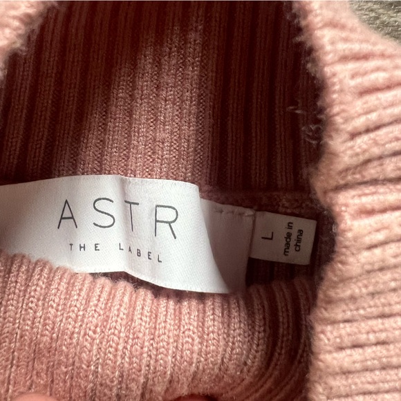 ASTR Bodysuit Front Cutout Ribbed Sweater Body Suit Dusty Pink Womens size Large - Picture 6 of 12